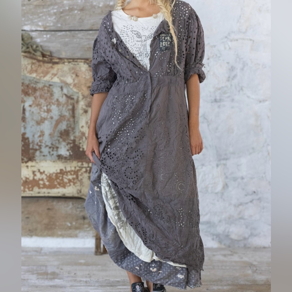Magnolia Pearl Cotton Eyelet Maevry Dress in Ozzy w Distressed Edges, NWNWT OS
